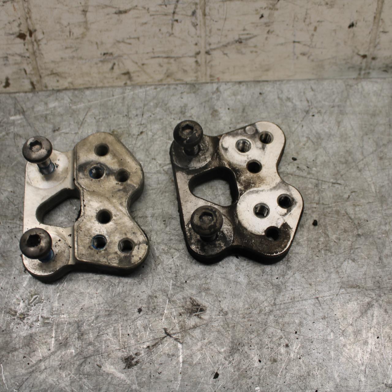 2007 Suzuki GSXR600 LEFT RIGHT REARSET REAR SET DRIVER PEG BRACKETS MOUNTS BB540