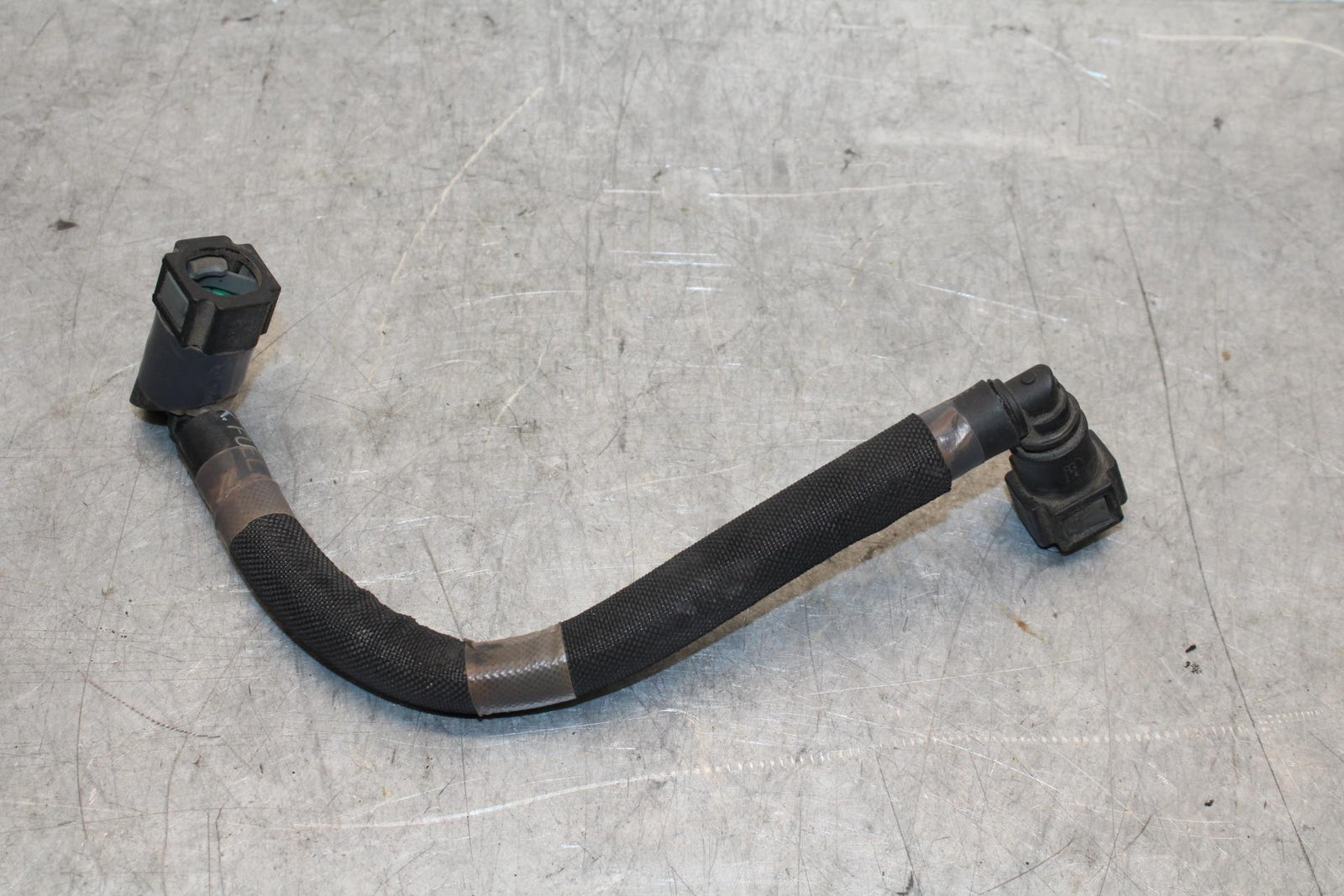 08-10 SUZUKI GSXR750 FUEL HOSE GAS LINE TUBE PIPE BB58