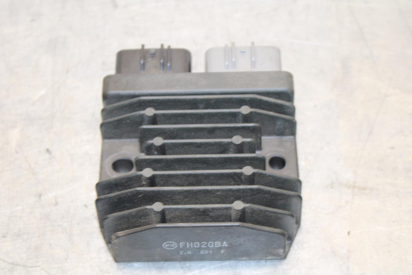 2012 Kawasaki Ninja ZX14R ZX1400E RECTIFIER VOLTAGE REGULATOR BB60