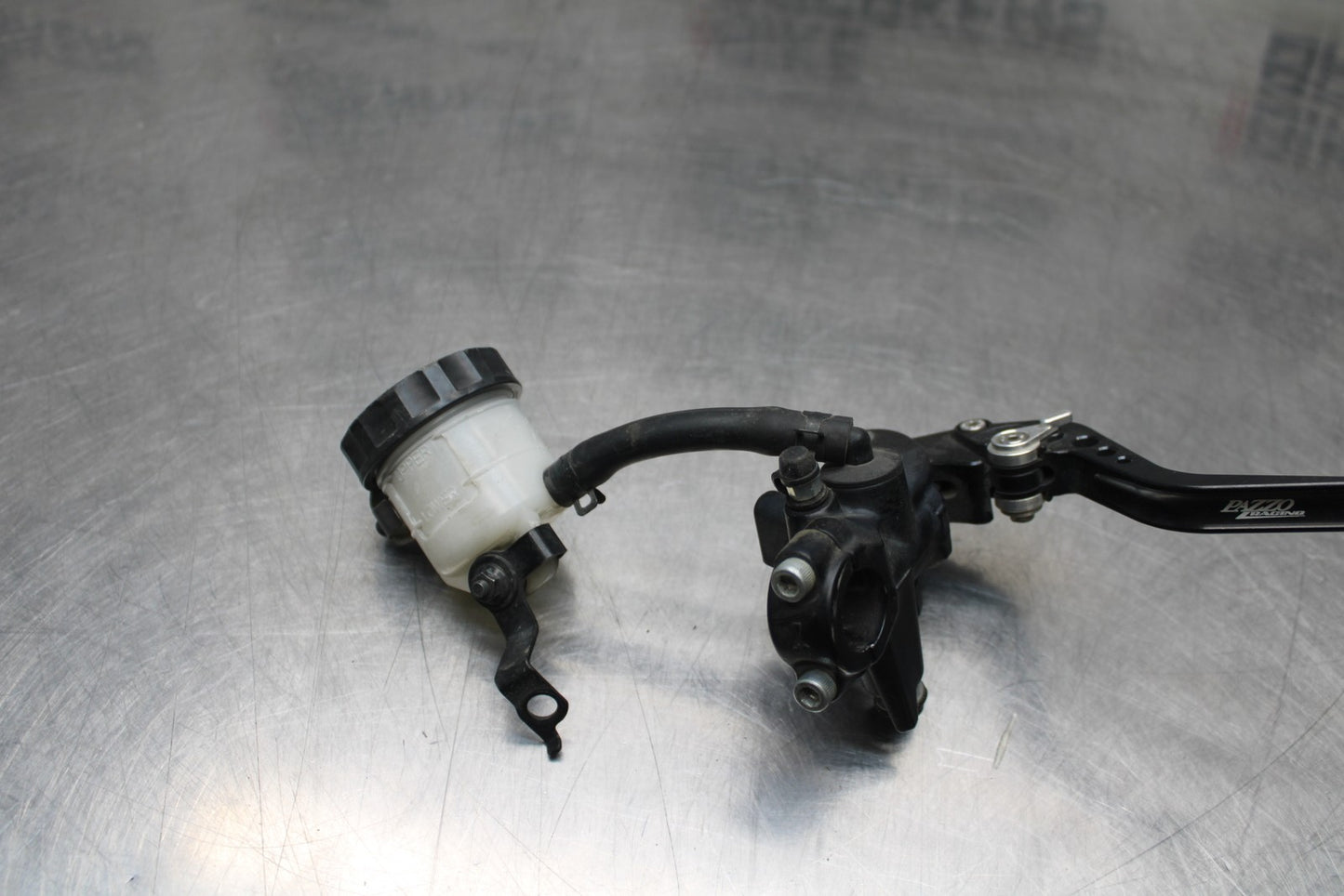 08 KAWASAKI NINJA ZX10R FRONT BRAKE MASTER CYLINDER w/ PAZZO LEVER BB201