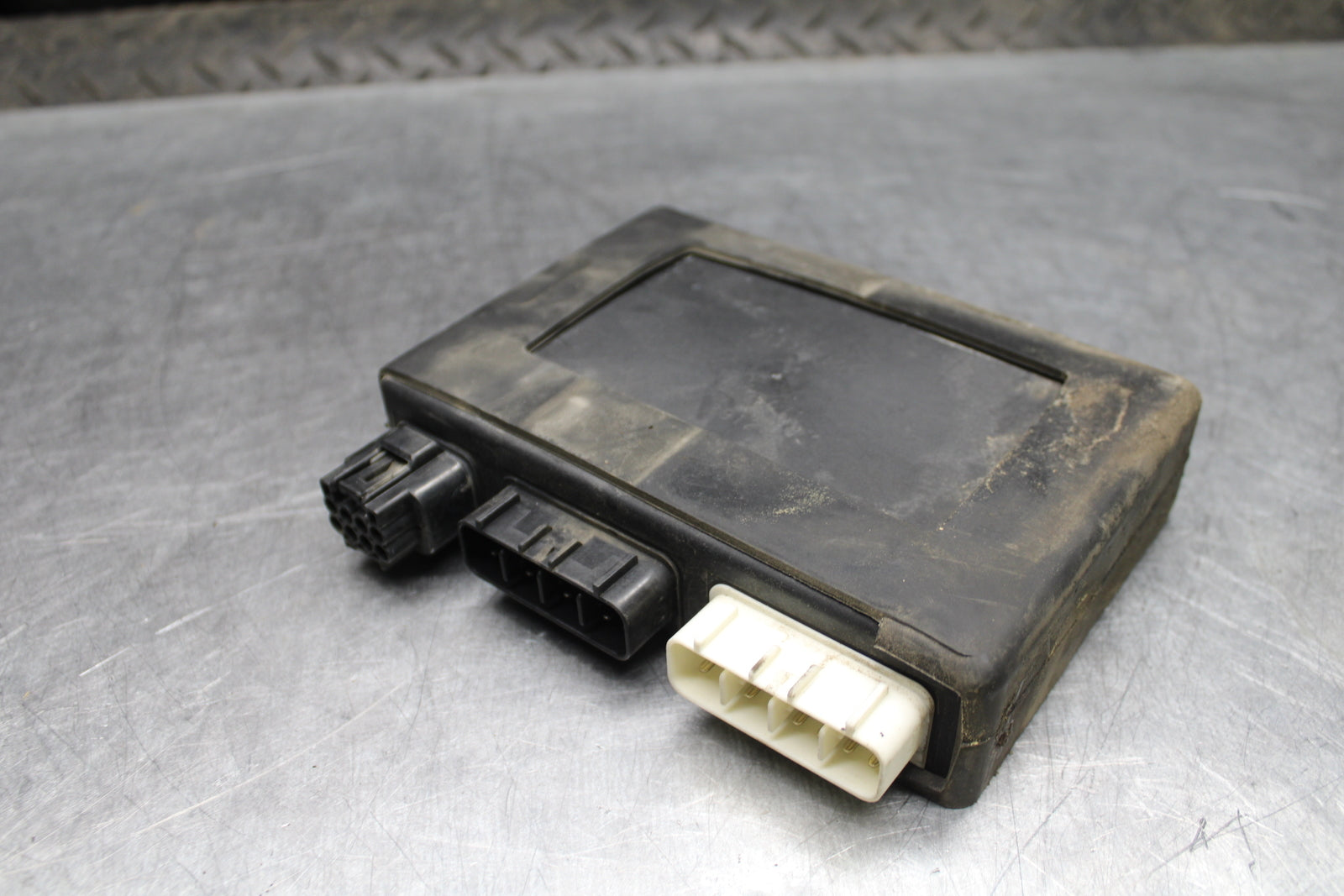 04 KAWASAKI VULCAN 1500 ECU COMPUTER CONTROLLER UNIT ECM CDI BB762