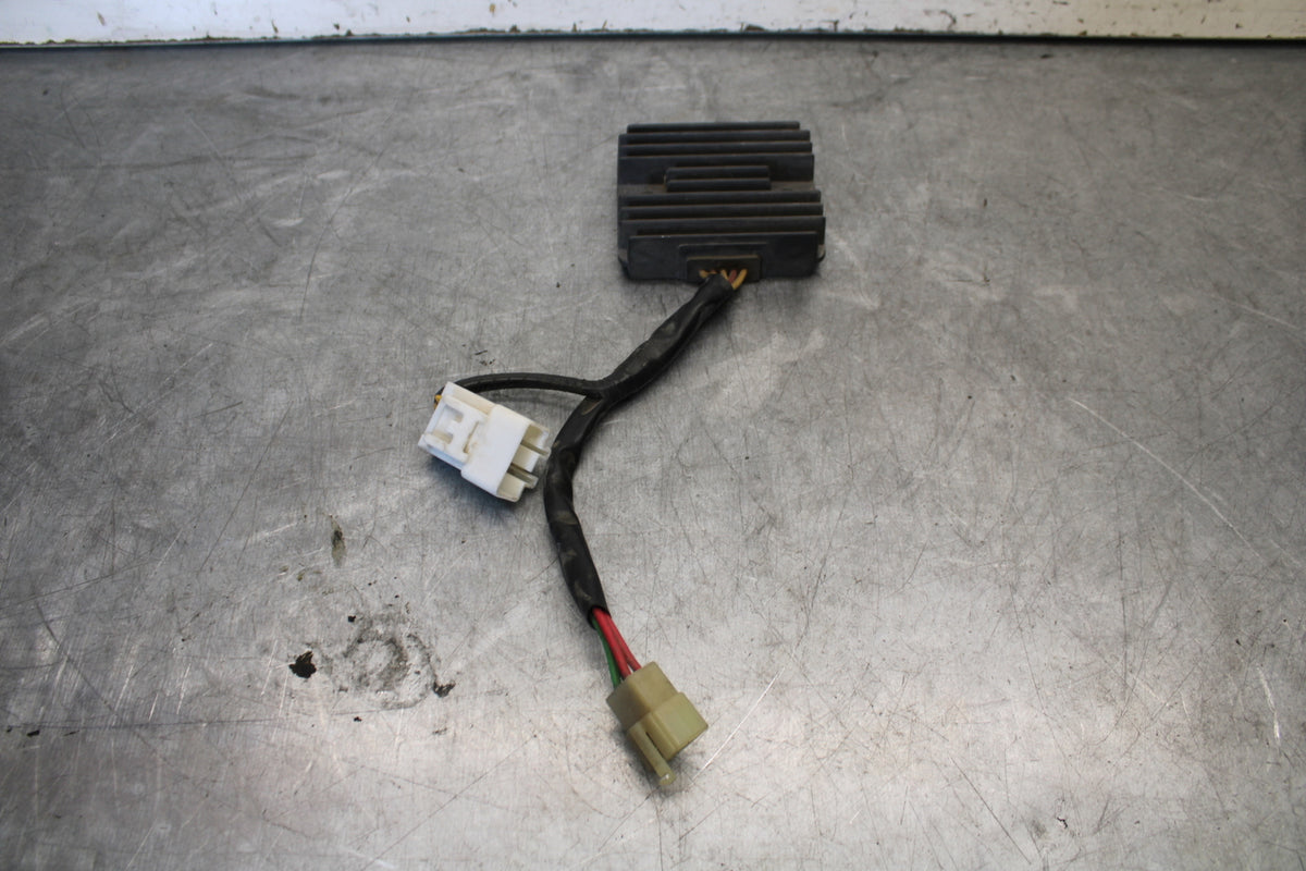 05-06 HONDA CBR600RR RECTIFIER VOLTAGE REGULATOR 31600-MEE-872 BB655