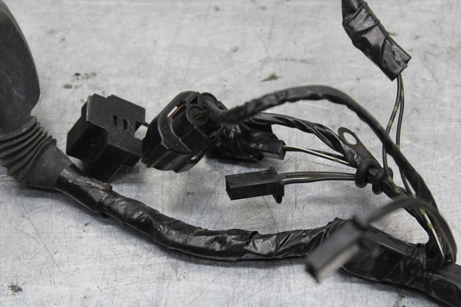 06-07 SUZUKI GSXR750 HEADLIGHT SPEEDO GAUGES WIRING HARNESS WIRE LOOM BB613