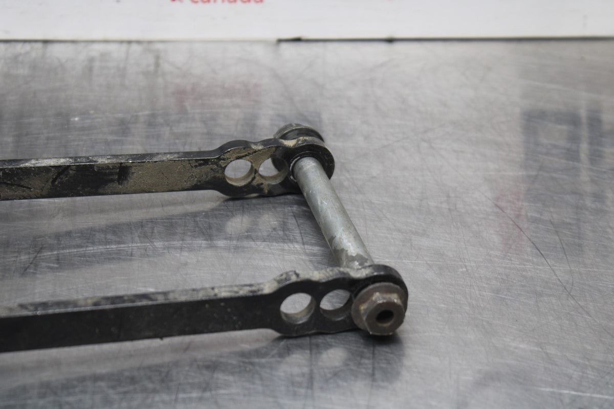 00 SUZUKI GSXR750 AFTERMARKET REAR DOGBONE SHOCK LINKAGE LINK BB820