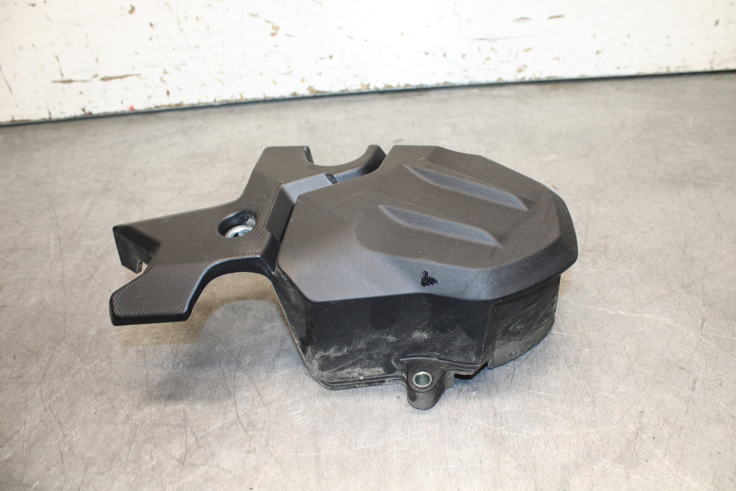 24 KAWASAKI NINJA 500 ABS ENGINE SPROCKET COVER BB730