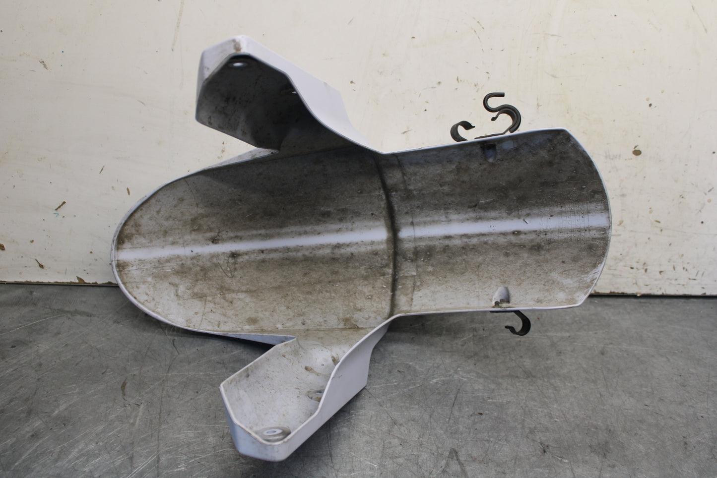 13-18 KAWASAKI NINJA ZX6R FRONT WHEEL FENDER COWL FAIRING BB682