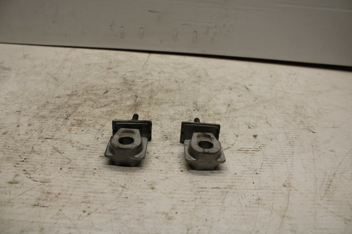 90-07 KAWASAKI ZZR 250 REAR AXLE BACK WHEEL RIM PIVOT BOLT AXEL BB298