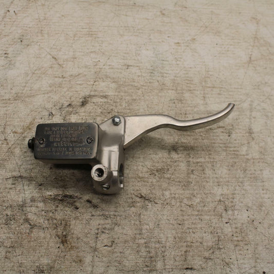 06-07 SUZUKI BOULEVARD S40 FRONT BRAKE MASTER CYLINDER BB375