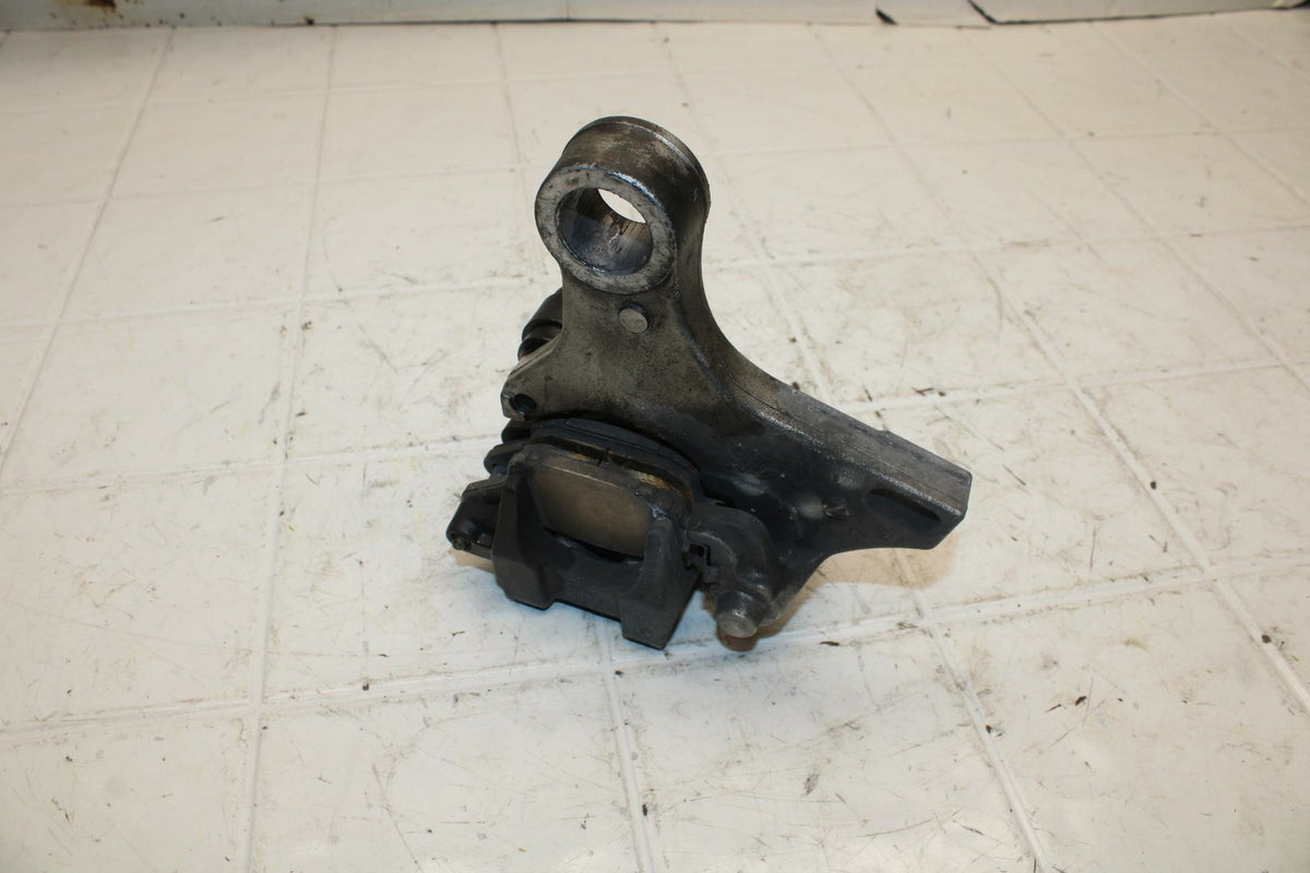 05-06 HONDA CBR600RR REAR BACK BRAKE CALIPER W MOUNT BRACKET BB399