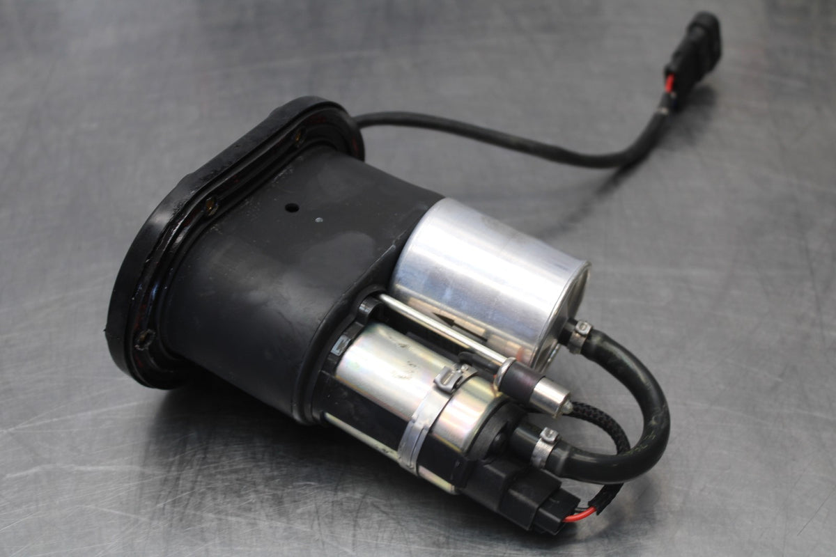 16 APRILIA TUONO V4 1100 FUEL PUMP GAS PETROL SENDER UNIT BB905