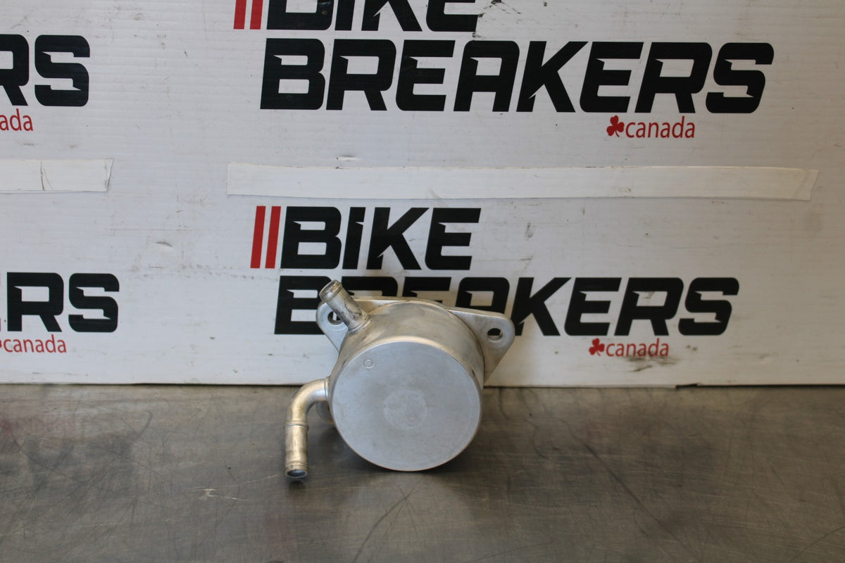 20-22 KAWASAKI NINJA ZX6R ENGINE MOTOR OIL COOLER  BB884