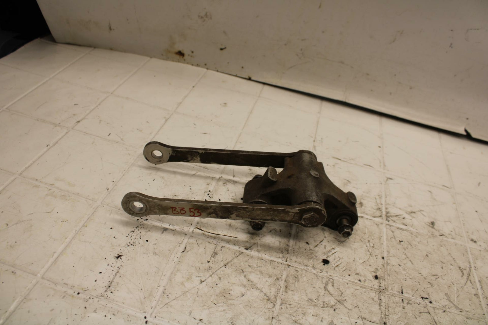 01 KAWASAKI NINJA ZX6R REAR DOGBONE SHOCK LINKAGE LINK BB25