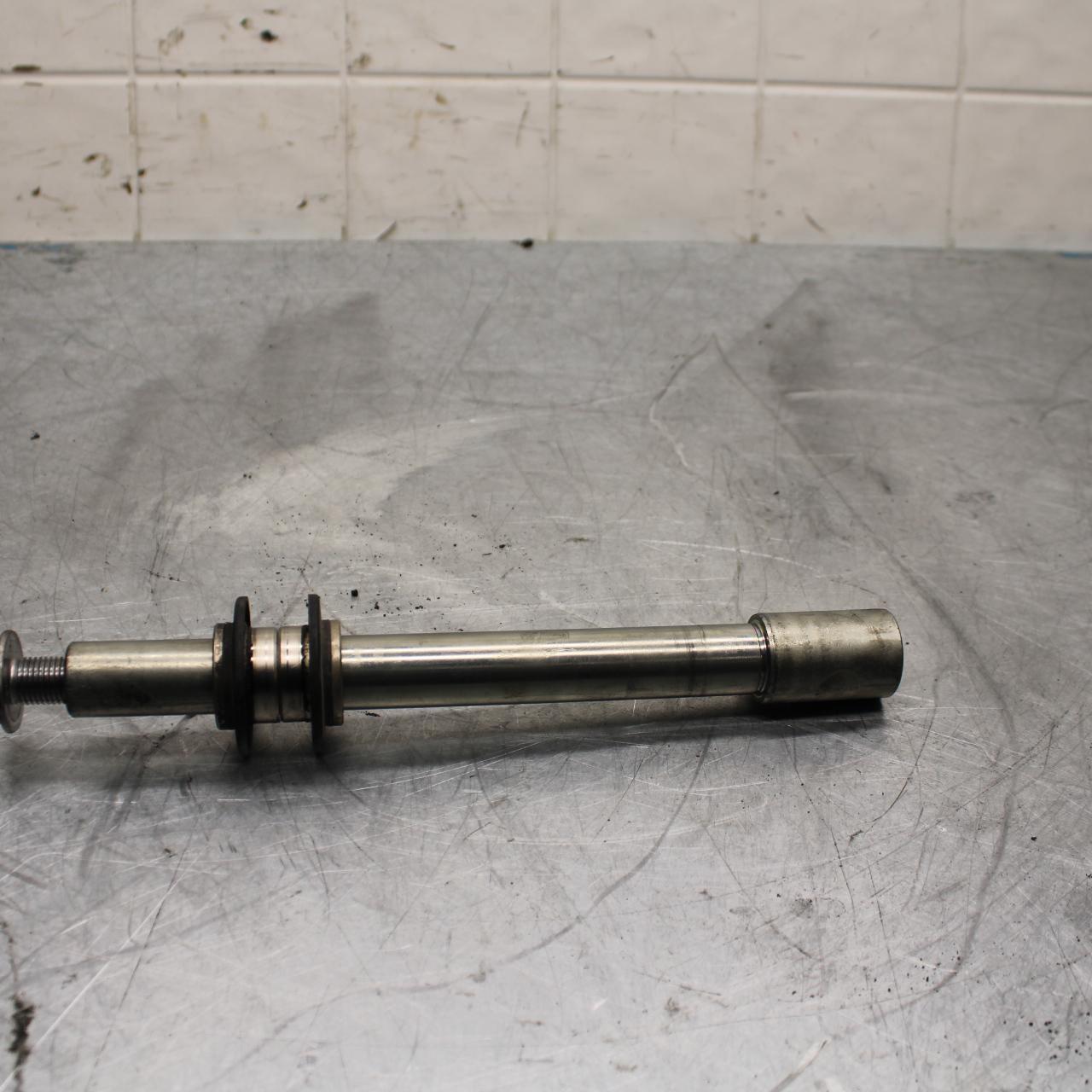 09-14 YAMAHA YZF R1 FRONT WHEEL RIM AXLE PIVOT BOLT  BB448