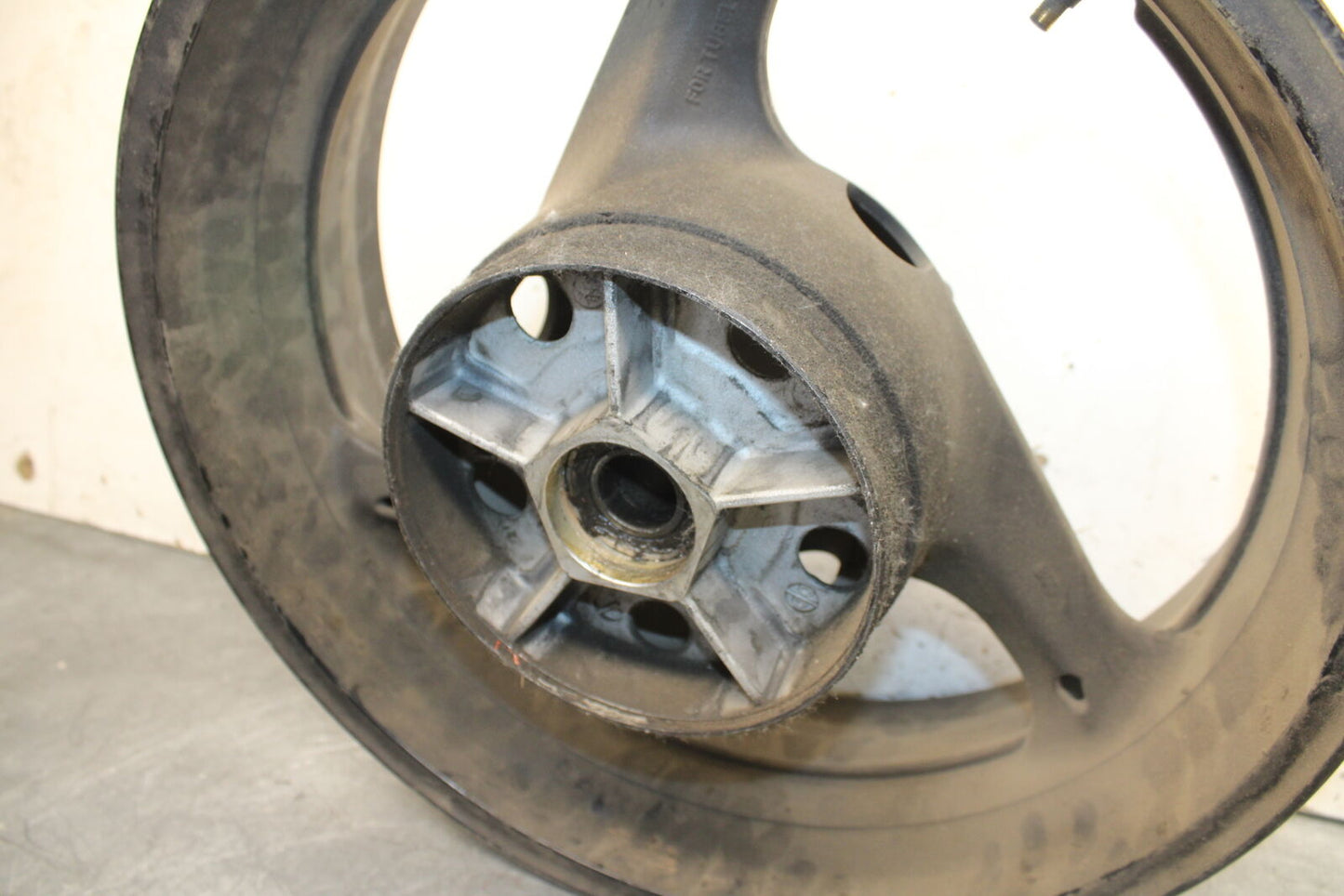 06-07 SUZUKI BANDIT 1200S ABS REAR WHEEL BACK RIM BB50