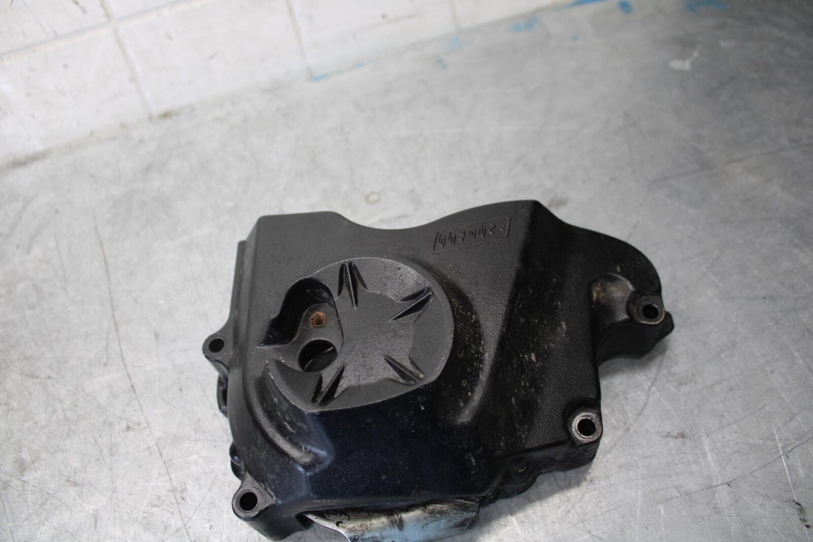 2010 Kawasaki Ninja ZX6R ZX600R ENGINE SPROCKET COVER 14026-0066 BB528