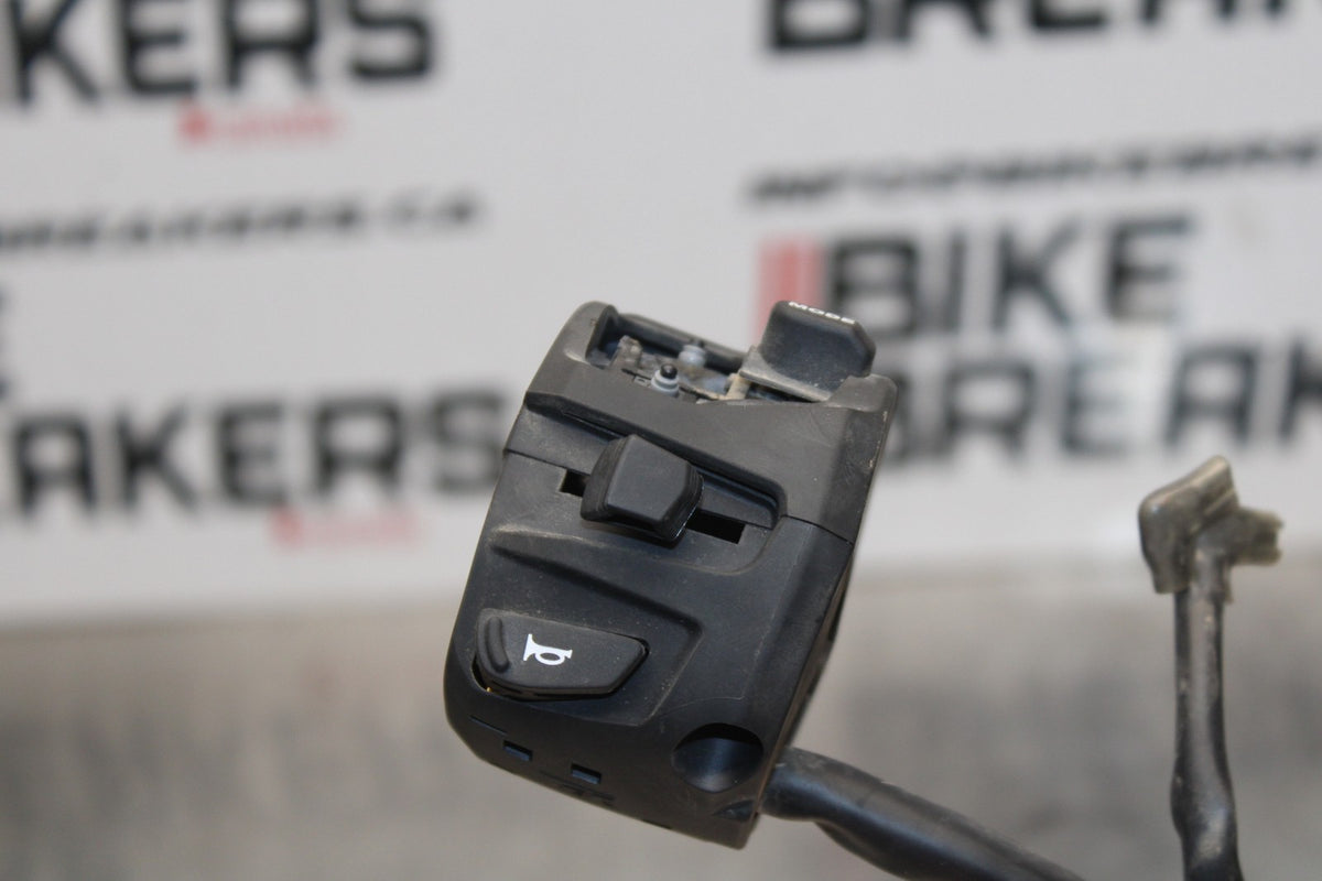 24-25 SUZUKI GSXR1000 LEFT CLIP ON HANDLE HORN SIGNALS SWITCH SWITCHES BB767