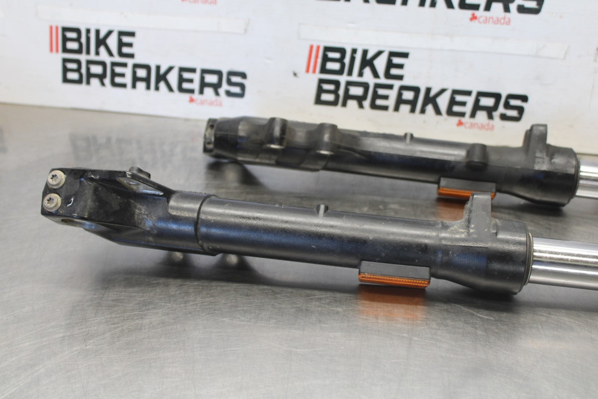 19 BMW F750GS FRONT FORKS SHOCK SUSPENSION SET PAIR BB938