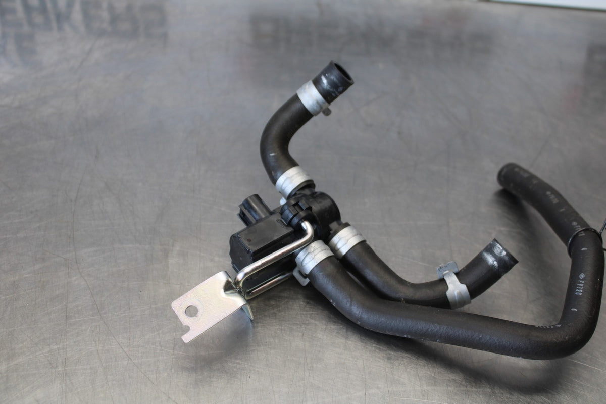 11-26 SUZUKI GSXR750 AIR VALVE SOLENOID TOP ENGINE SWITCH SENSOR BB882