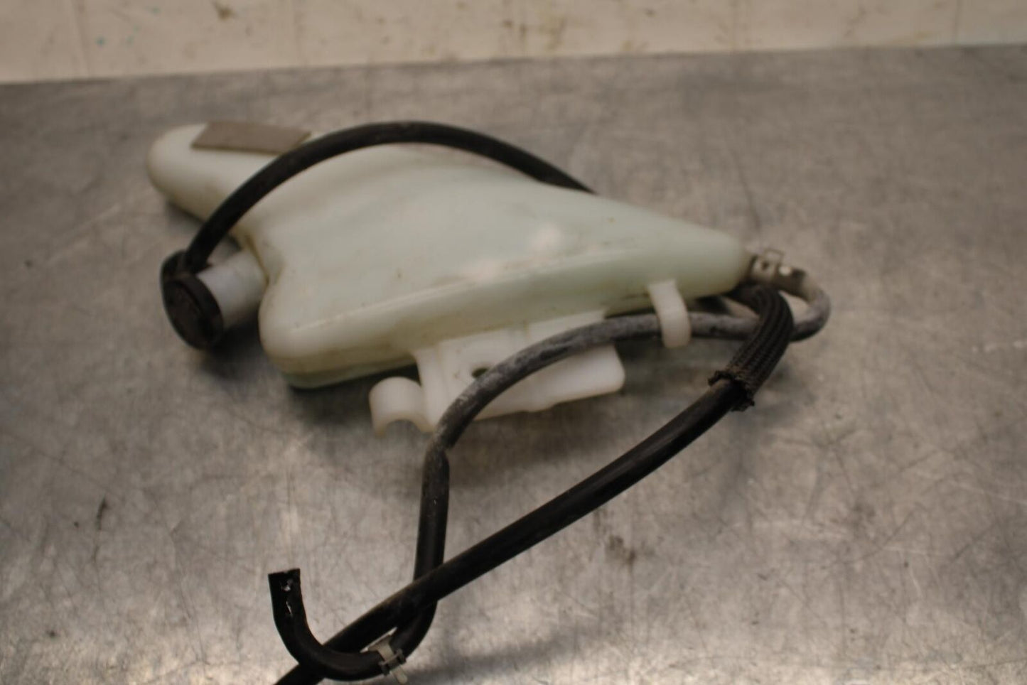 2017 Suzuki GSXR600 COOLANT WATER TANK RESERVOIR BOTTLE 17910-14J00 BB598