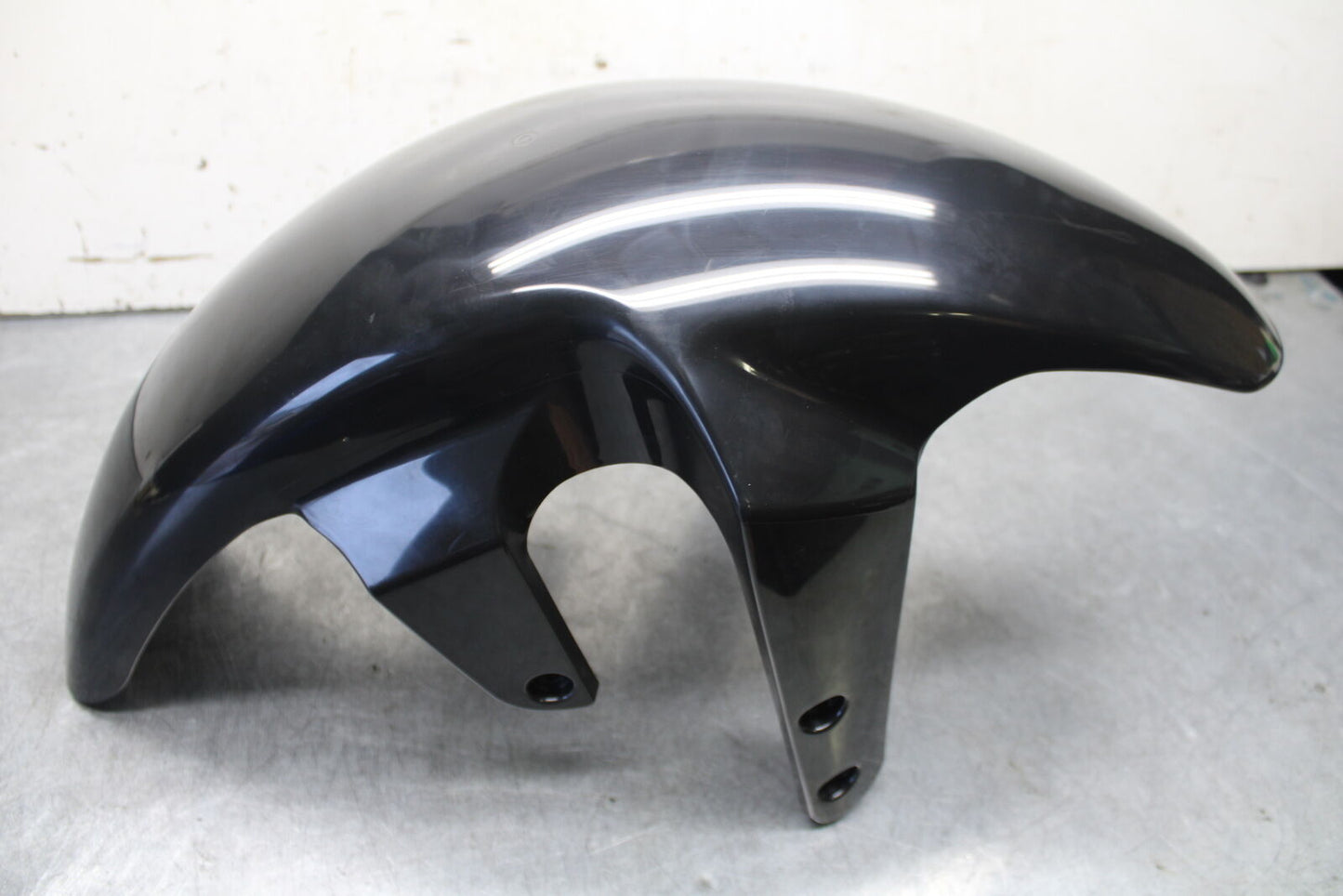 05-06 SUZUKI BOULEVARD M50 FRONT FENDER 53110-10F30-13L 53110-10F30-YAY BB671