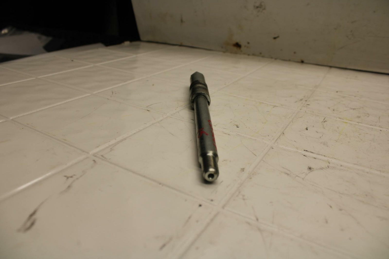 15-16 HONDA CB300F FRONT WHEEL RIM AXLE PIVOT BOLT BB05