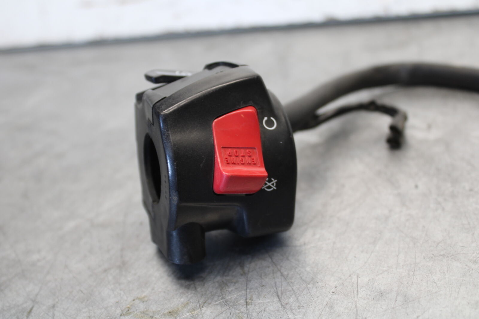 05-06 HONDA CBR600RR RIGHT CLIP ON HANDLE KILL OFF START SWITCH SWITCHES  BB655