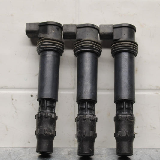 2009 Triumph Daytona 675 IGNITION COILS COIL SPARK PLUG CAPS T1291502 BB584
