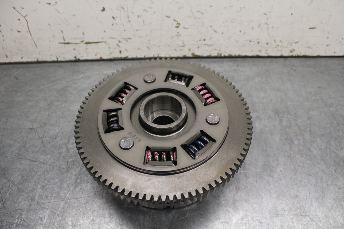 22-24 INDIAN CHIEF BOBBER DARK HORSE COMPLETE CLUTCH W PLATES BASKET HUB BB717