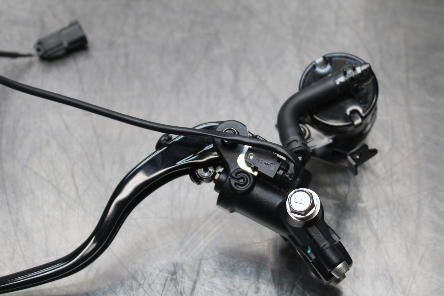 23-24 KAWASAKI NINJA ZX14R NEW!! FRONT BRAKE MASTER CYLINDER w/ LEVER BB153