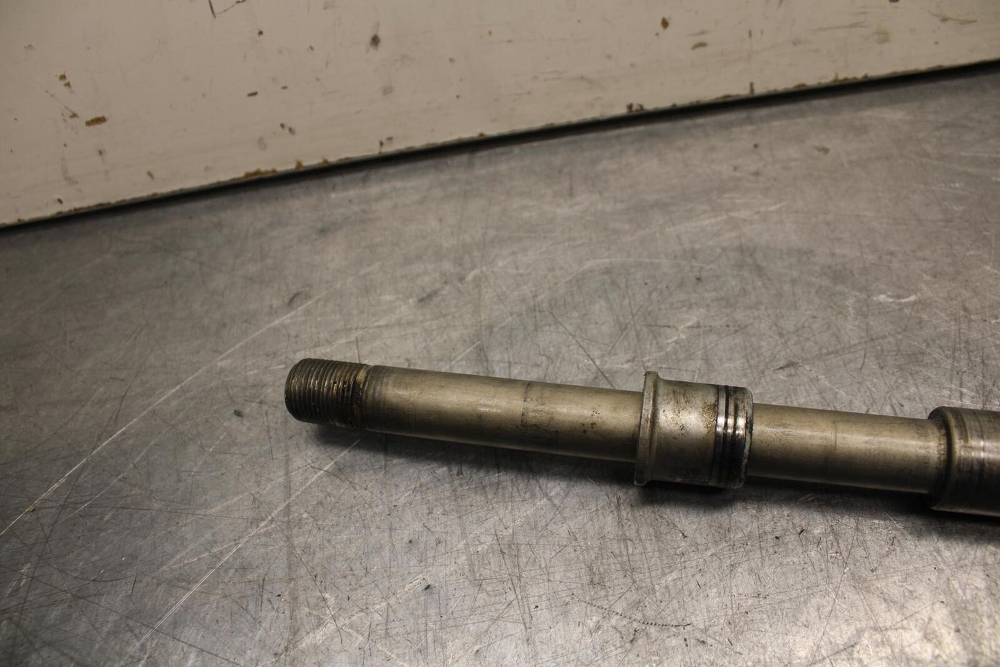 07-12 SUZUKI BANDIT GSF 650 F GSX650F FRONT WHEEL RIM AXLE PIVOT BOLT BB90