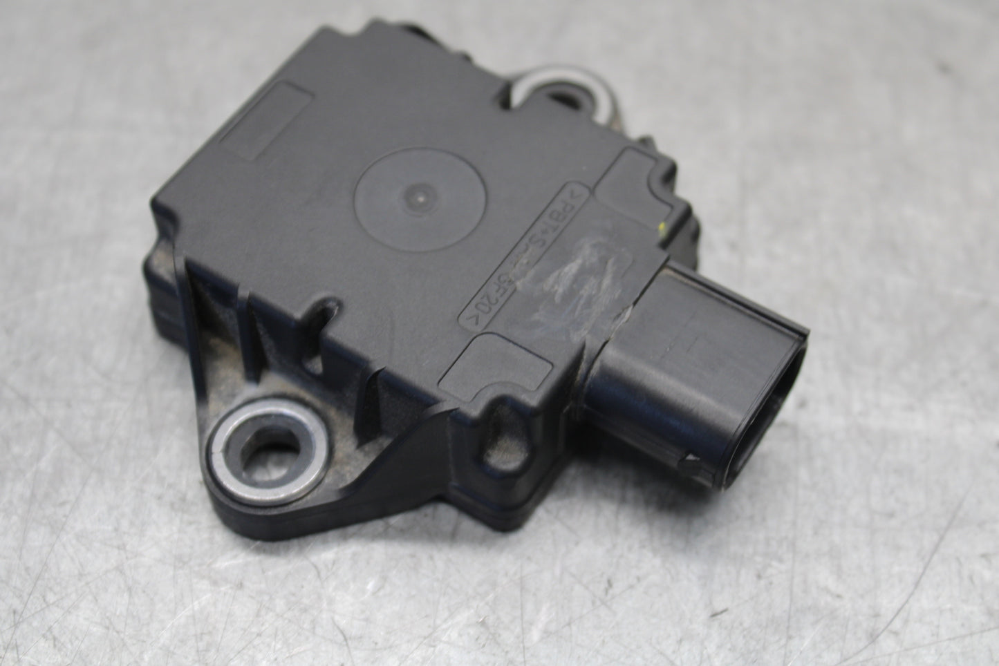 20-23 APRILIA RS660 GYRO POSITION SENSOR BB643