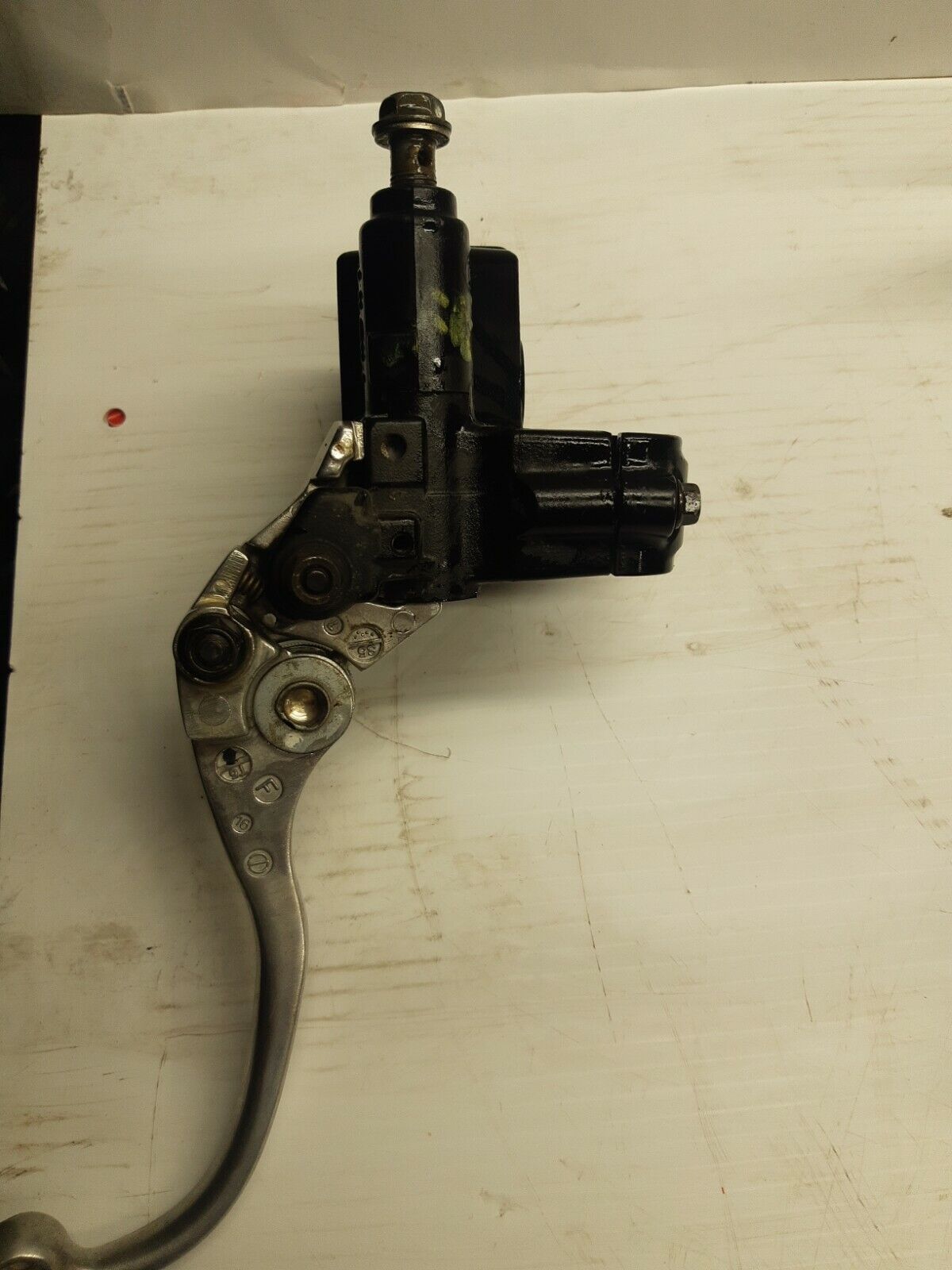 05-06 SUZUKI KATANA 750 GSX750F FRONT BRAKE MASTER CYLINDER w/ LEVER bb166