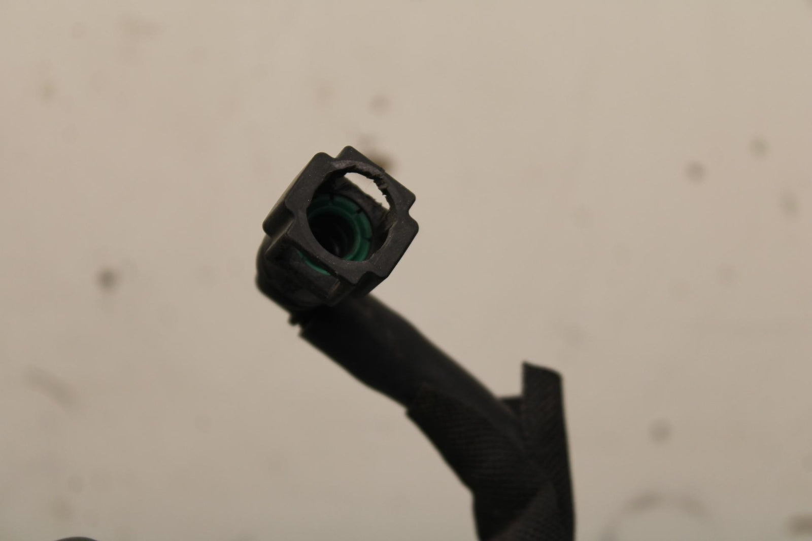 03-08 KAWASAKI VULCAN 1600 FUEL HOSE BB616