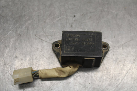 80-81 YAMAHA XS1100 SPECIAL TURN SIGNAL BLINKER RELAY FLASHER SWITCH BB123