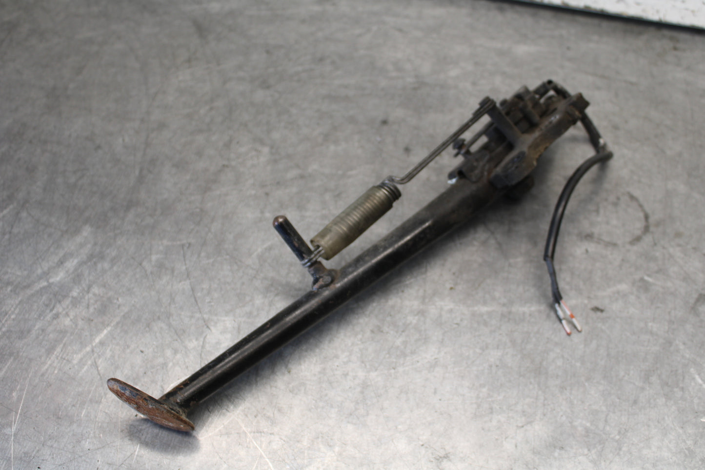 03-04 KAWASAKI NINJA ZX6RR KICKSTAND SIDE KICK STAND BB684