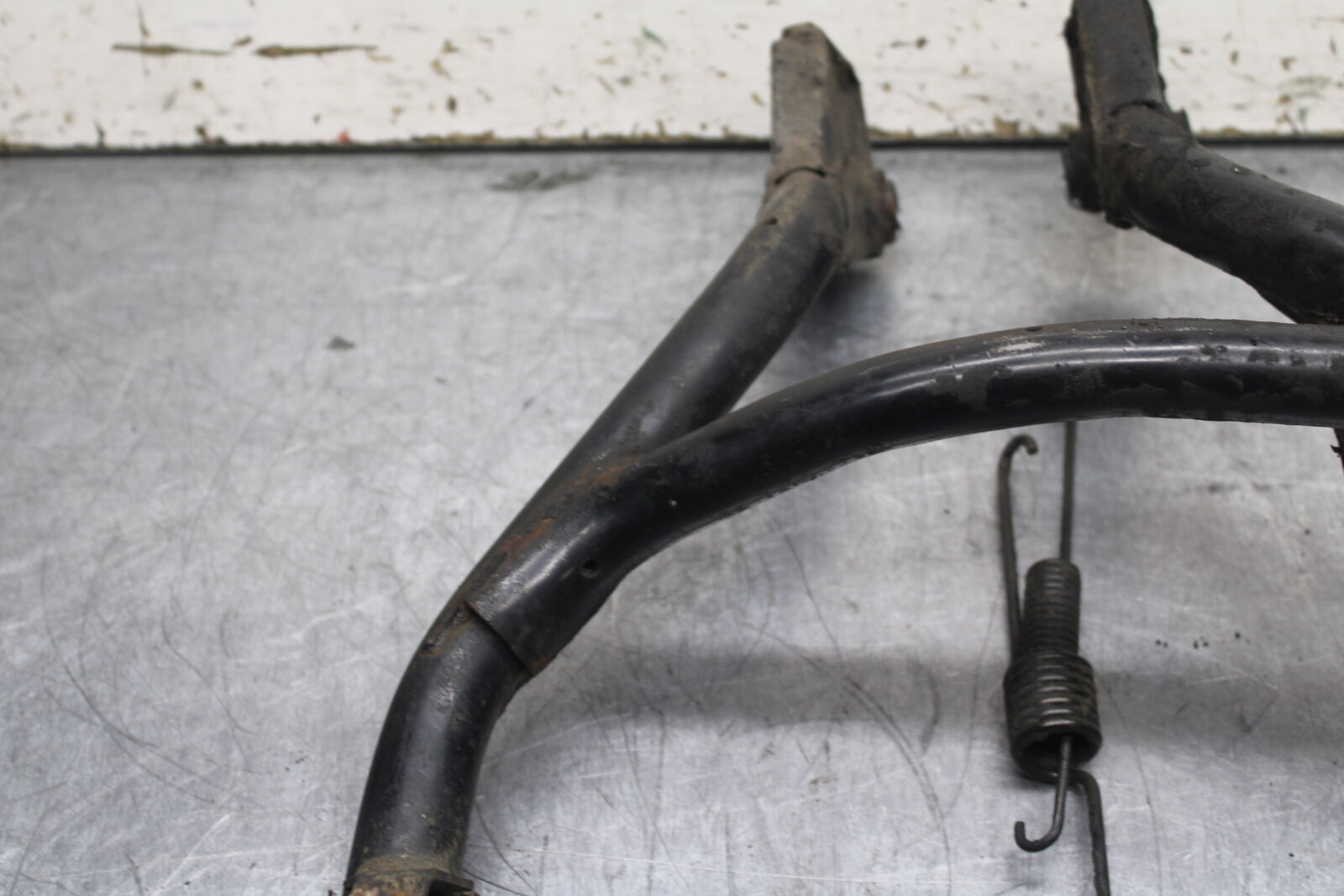 04-05 SUZUKI KATANA 750 GSX750F CENTER MAIN STAND BB110