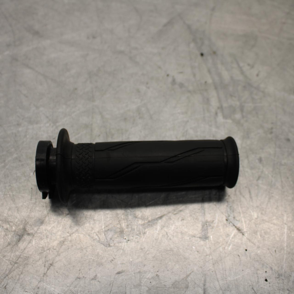 17-18 YAMAHA YZF R3 THROTTLE CABLE LINE HOUSING GUIDE BB438