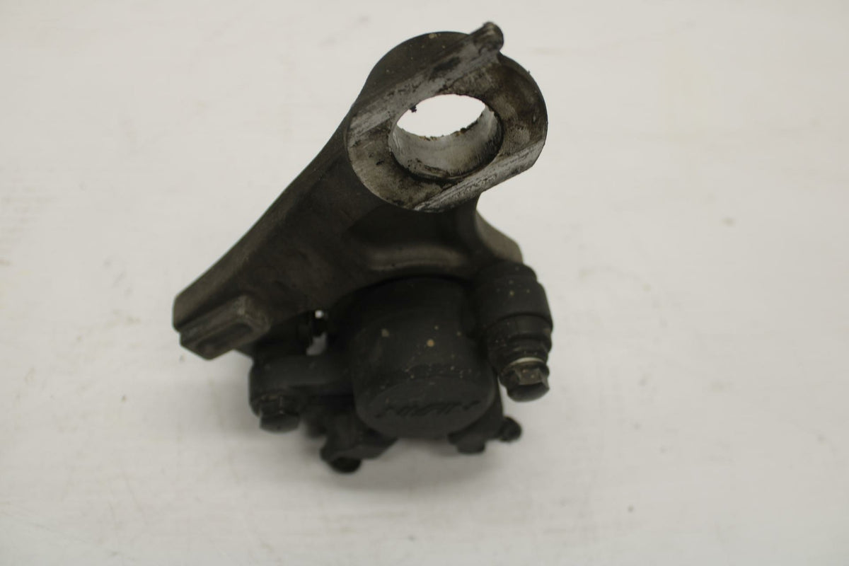 06 YAMAHA YZF R1 REAR BACK BRAKE CALIPER W MOUNT BRACKET BB282