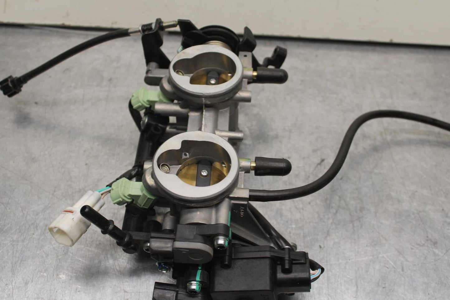 17-20 KAWASAKI NINJA 650 EX650 ABS MAIN FUEL INJECTORS / THROTTLE BODIES BB88