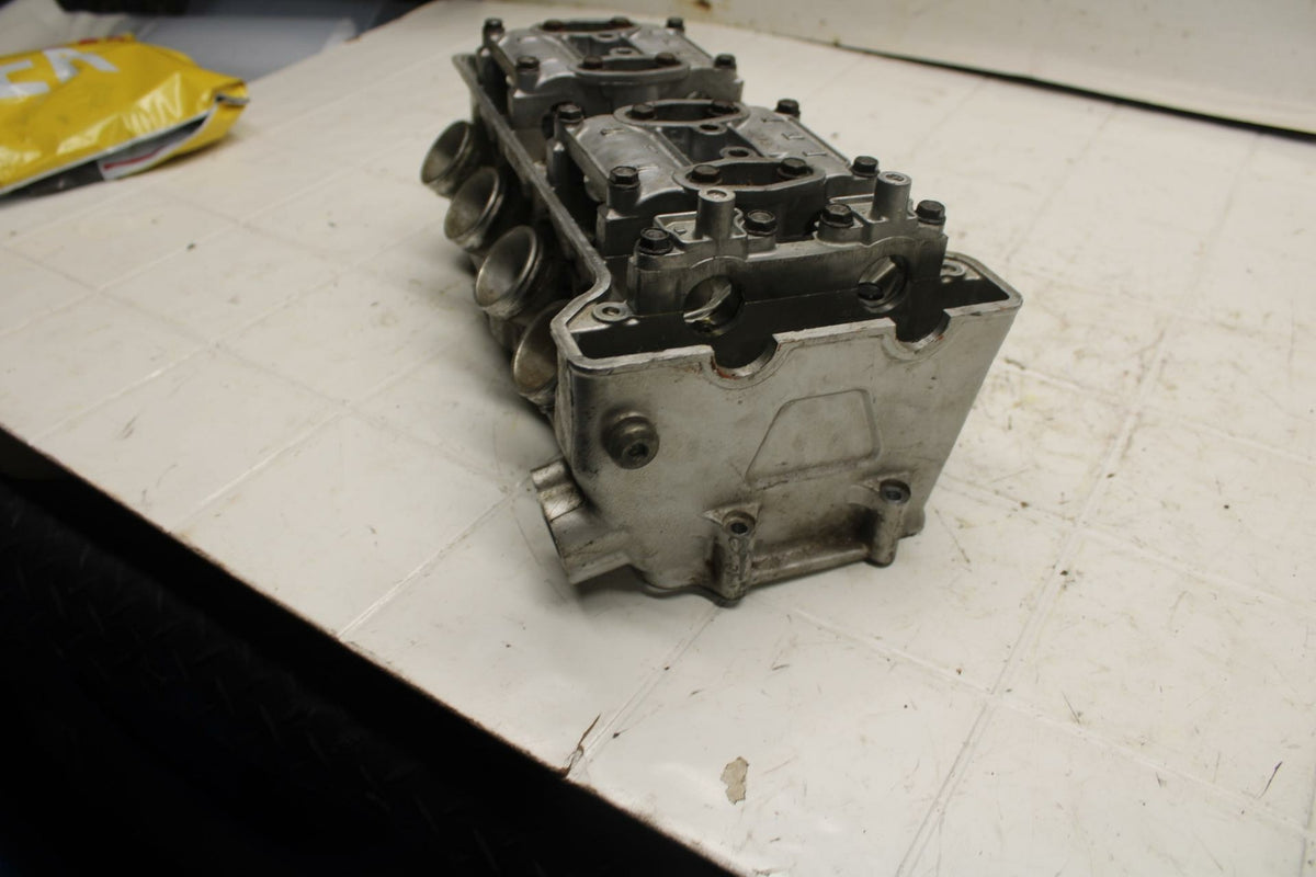 05-06 HONDA CBR600RR ENGINE TOP END CYLINDER HEAD BB399