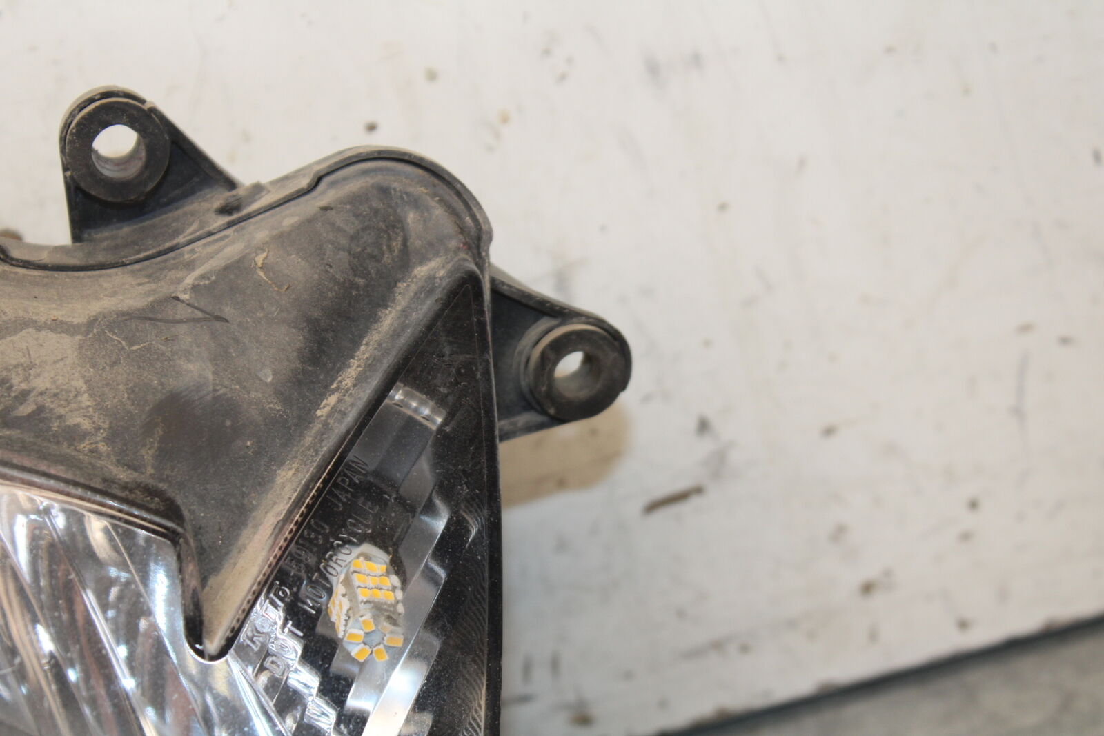 06-07 SUZUKI GSXR 600 FRONT HEADLIGHT HEAD LIGHT LAMP BB694