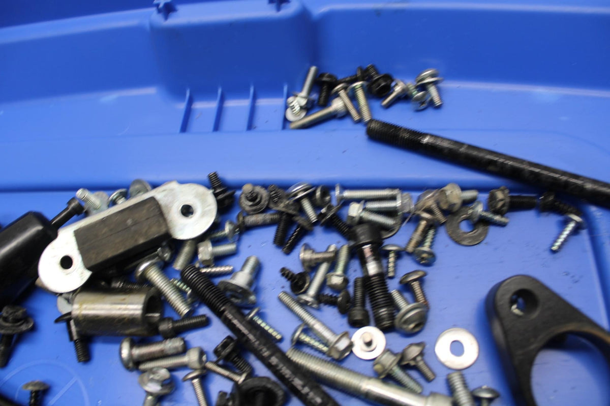 17-23 SUZUKI GSXR 250 GSX250RL8  MOUNTING BOLTS HARDWARE MOTOR SCREWS BB490