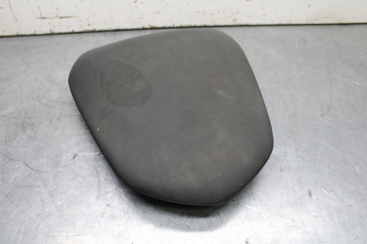 12-17 KAWASAKI ER-6N Z650 REAR BACK PASSENGER TANDEM SEAT PAD SADDLE  BB709