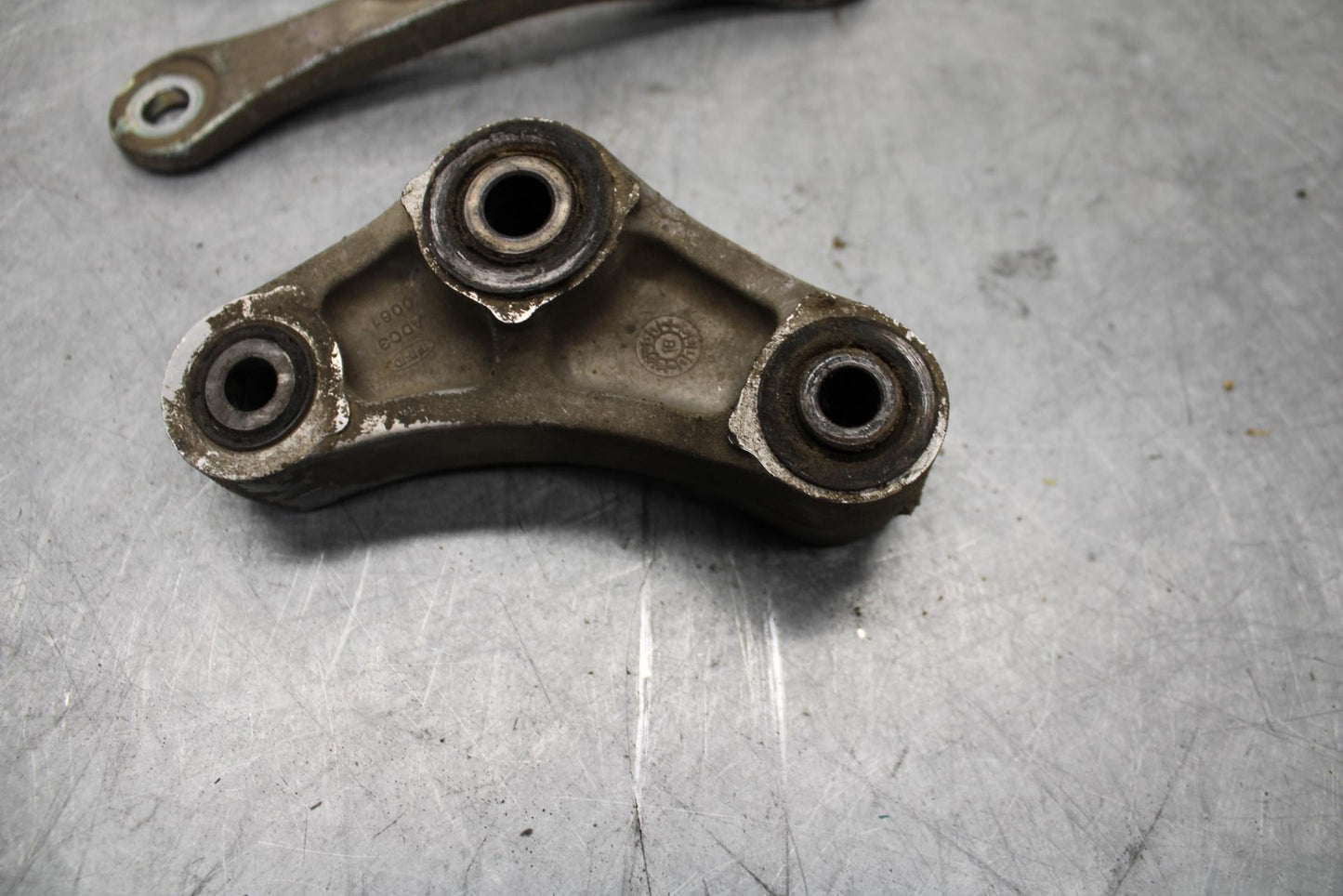 06-07 KAWASAKI NINJA ZX14R REAR DOGBONE SHOCK LINKAGE LINK BB433