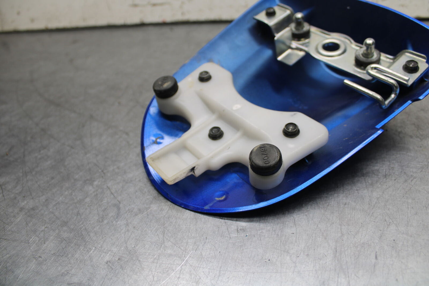 06-07 SUZUKI GSXR 600 750 REAR BACK SEAT SOLO COWL FAIRING COVER BB499