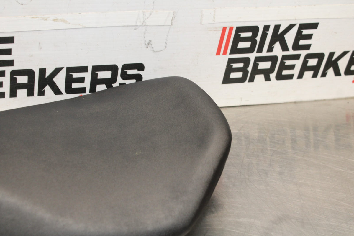16 DUCATI 959 PANIGALE FRONT DRIVERS SEAT PAD SADDLE PILLION BB912