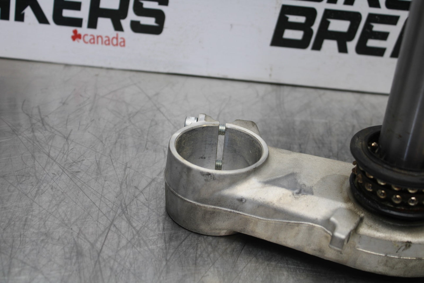 21-23 KAWASAKI NINJA ZX6R FRONT FORKS CLAMP LOWER TRIPLE TREE STEM BB179