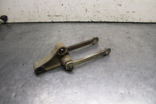 06-07 YAMAHA YZF R6 REAR DOGBONE SHOCK LINKAGE LINK BB742
