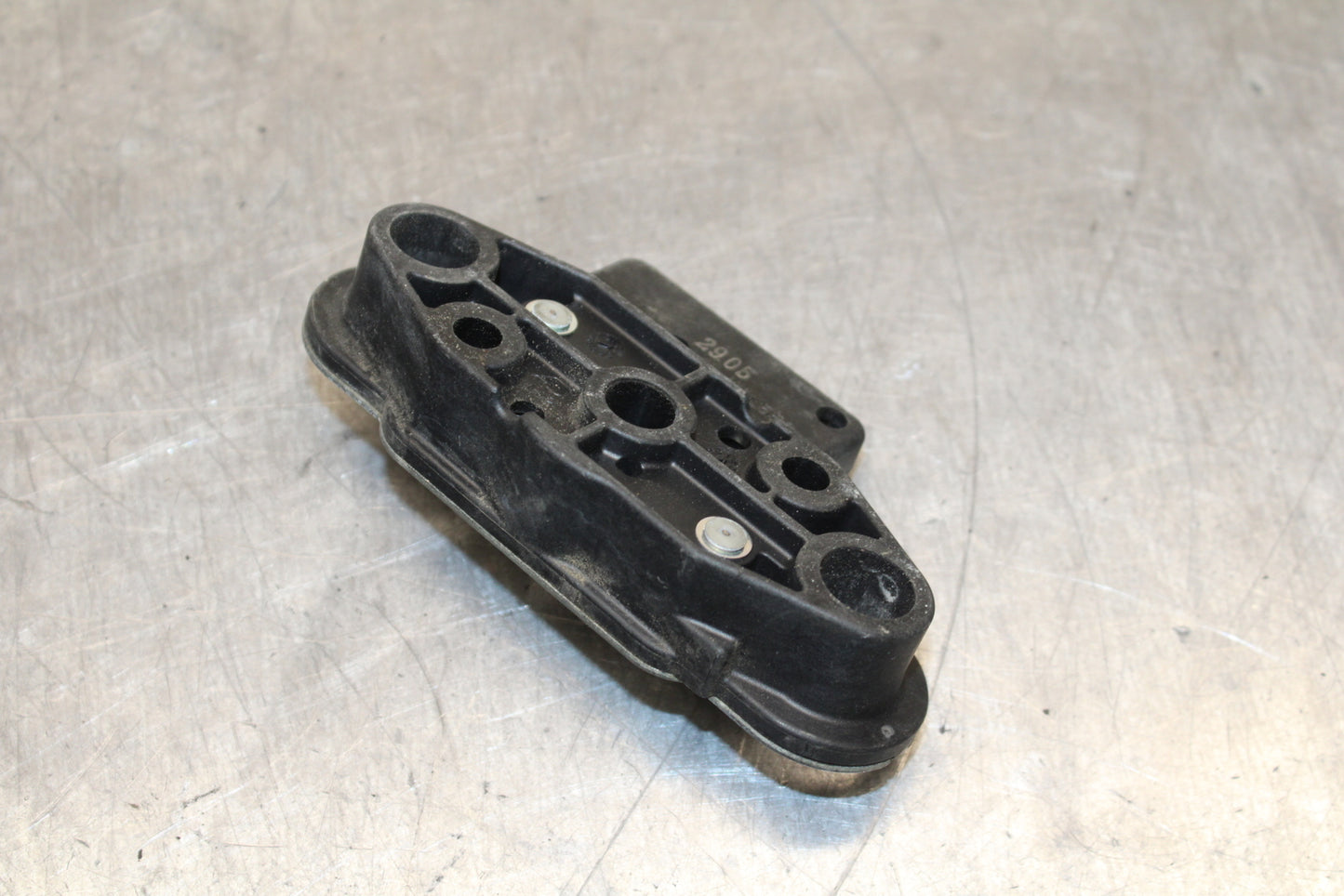 12-13 KAWASAKI Z1000 REAR PASSENGER SEAT LATCH LOCK ASSEMBLY BB743