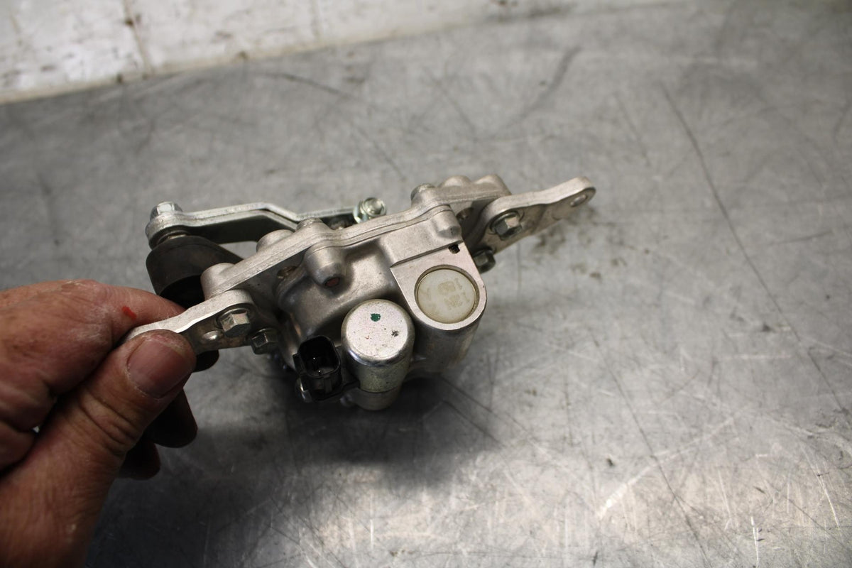 2011 Honda CBR600RR STEERING DAMPER STABILIZER 53700-MFJ-D01 BB520